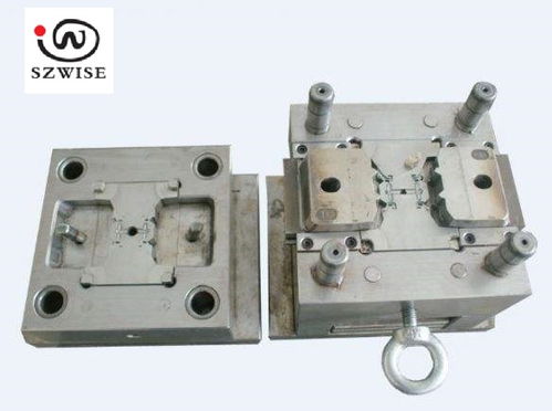 瘋狂的頭盔之工業內窺鏡在模具行業的應用
