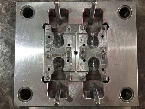 hello kitty模具設計 譽達塑膠模具